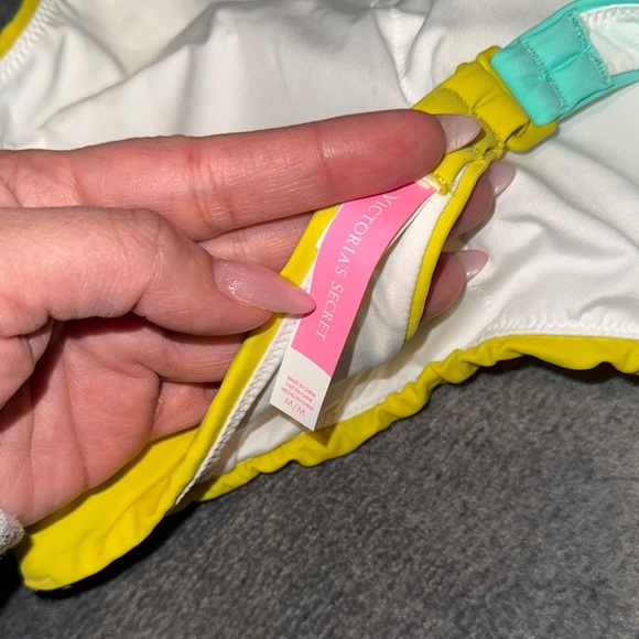 Victorias Secret-Colorblock Halter Bikini Top size Medium - Picture 7 of 10